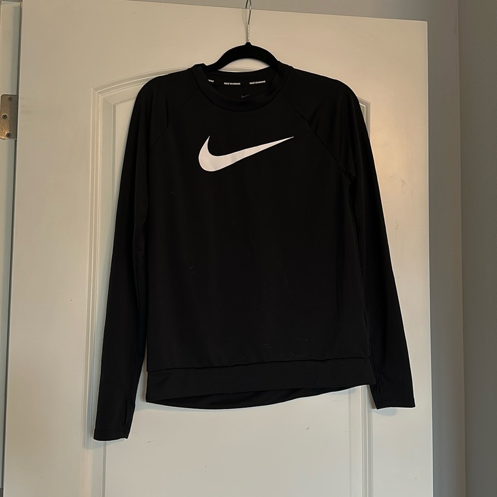 Nike Swoosh Run Women’s Running Crew - Small